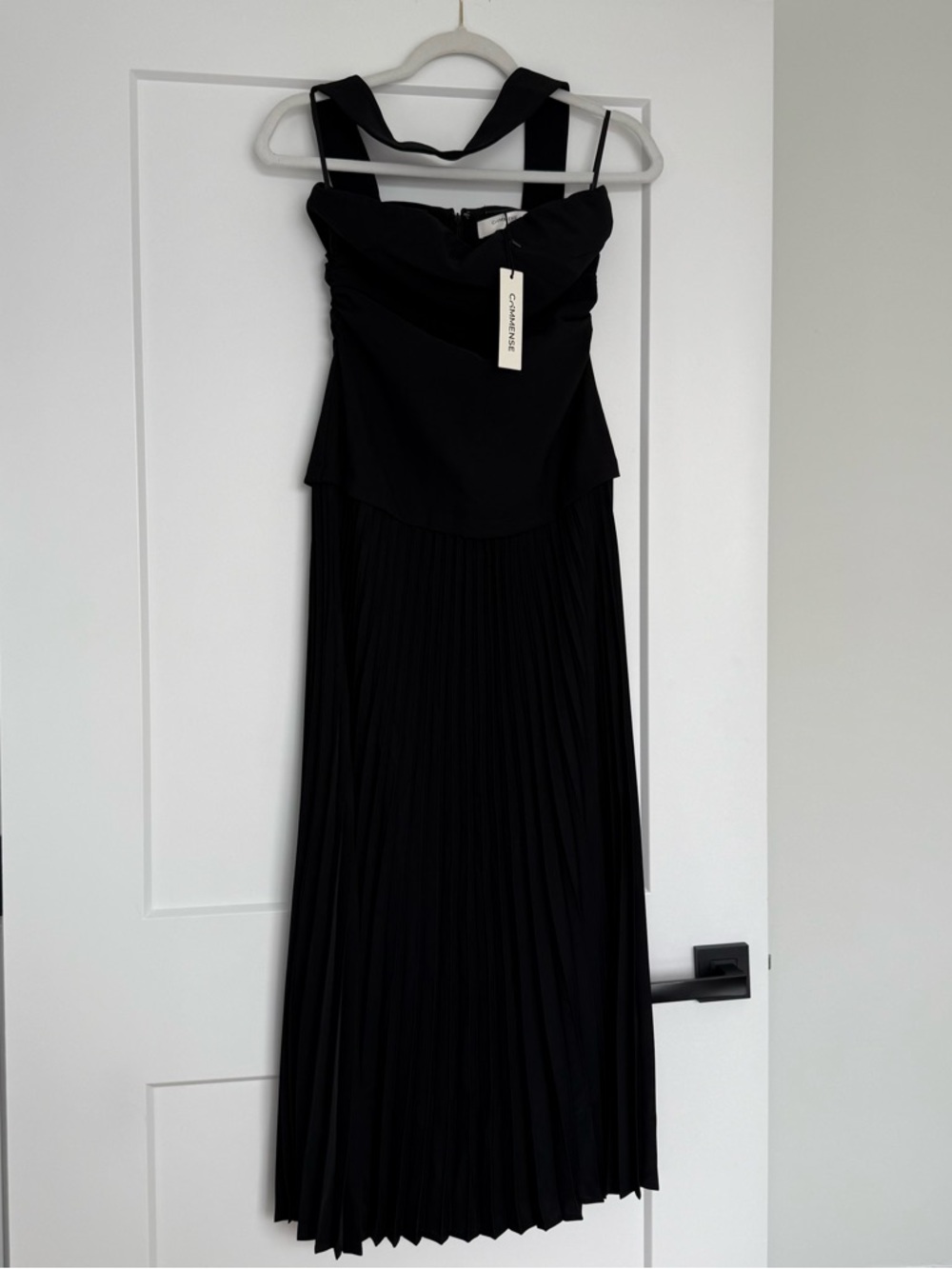 Commense Black Pleated Maxi Skirt with Structured Waist - Picture 4 of 5